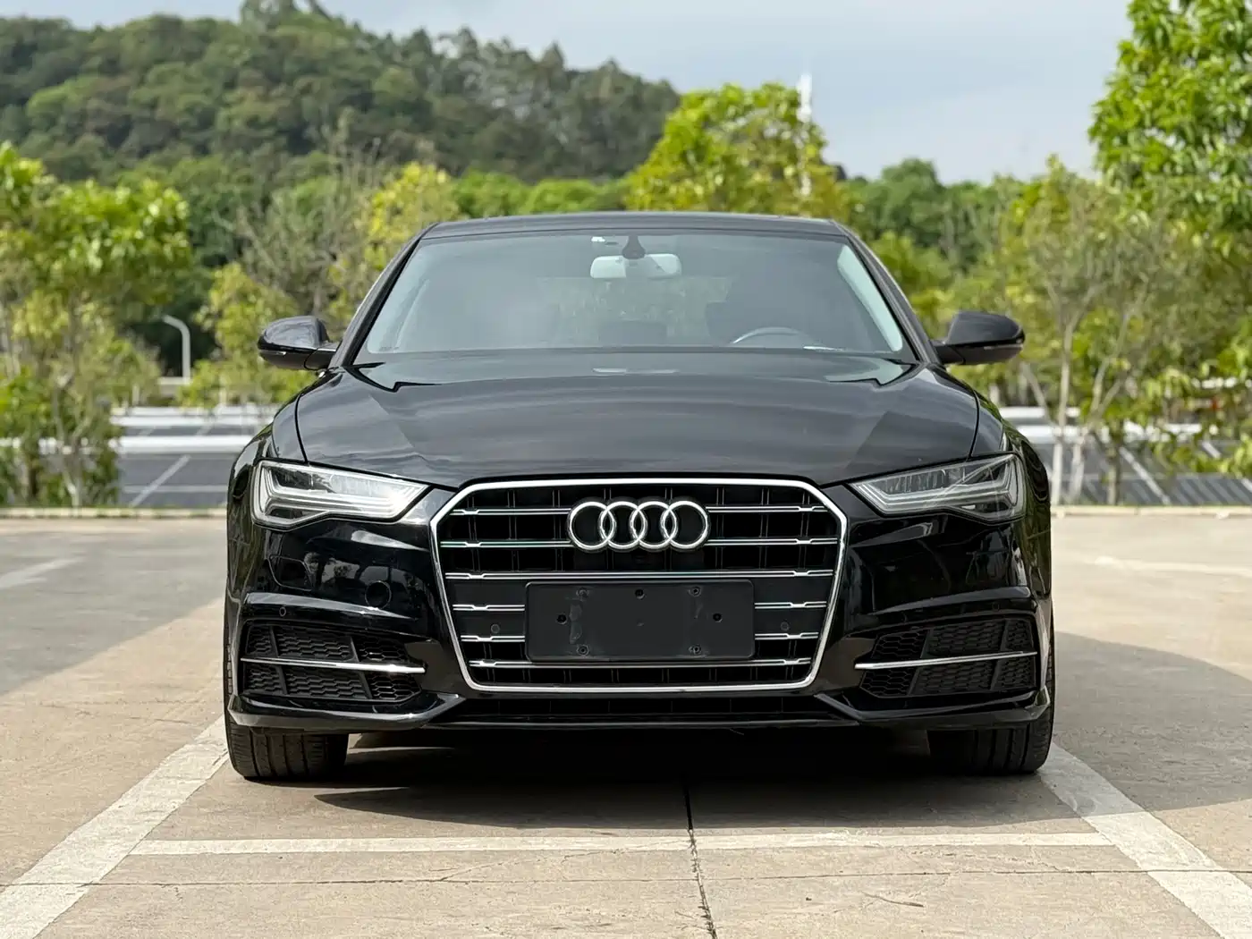 Audi A6L 2018 30th Anniversary 35 TFSI Fashion фото 2