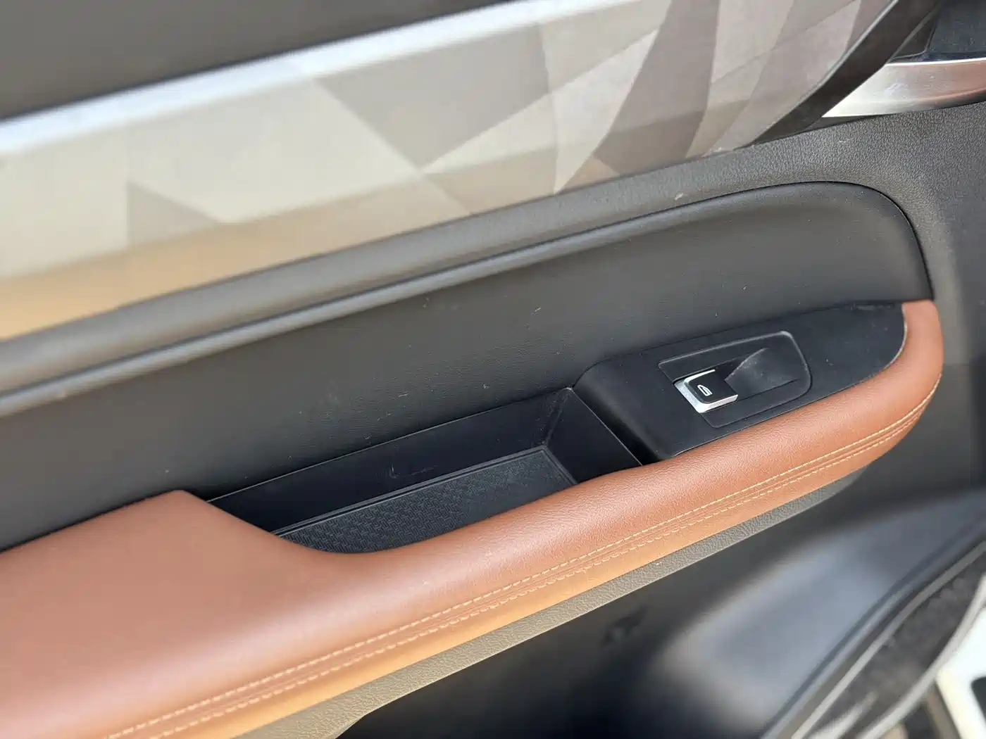 GEELY AUTOMOBILE VISION X6