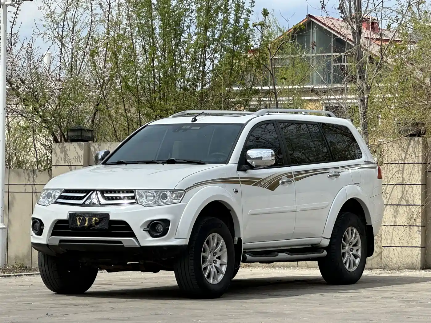 Mitsubishi Pajero Sport 2013 3.0L Automatic 4WD Flagship