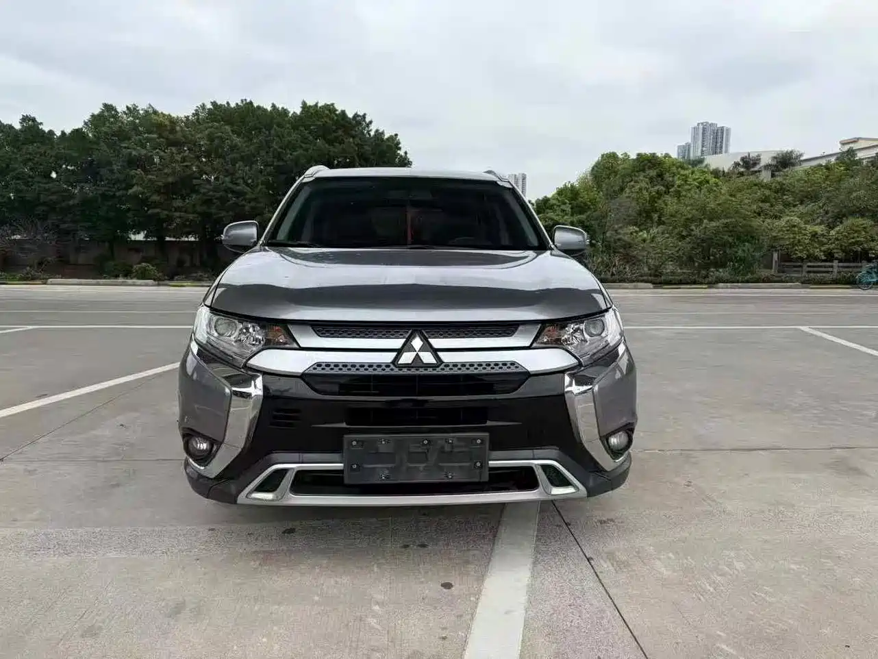Фото 9 - Mitsubishi Outlander