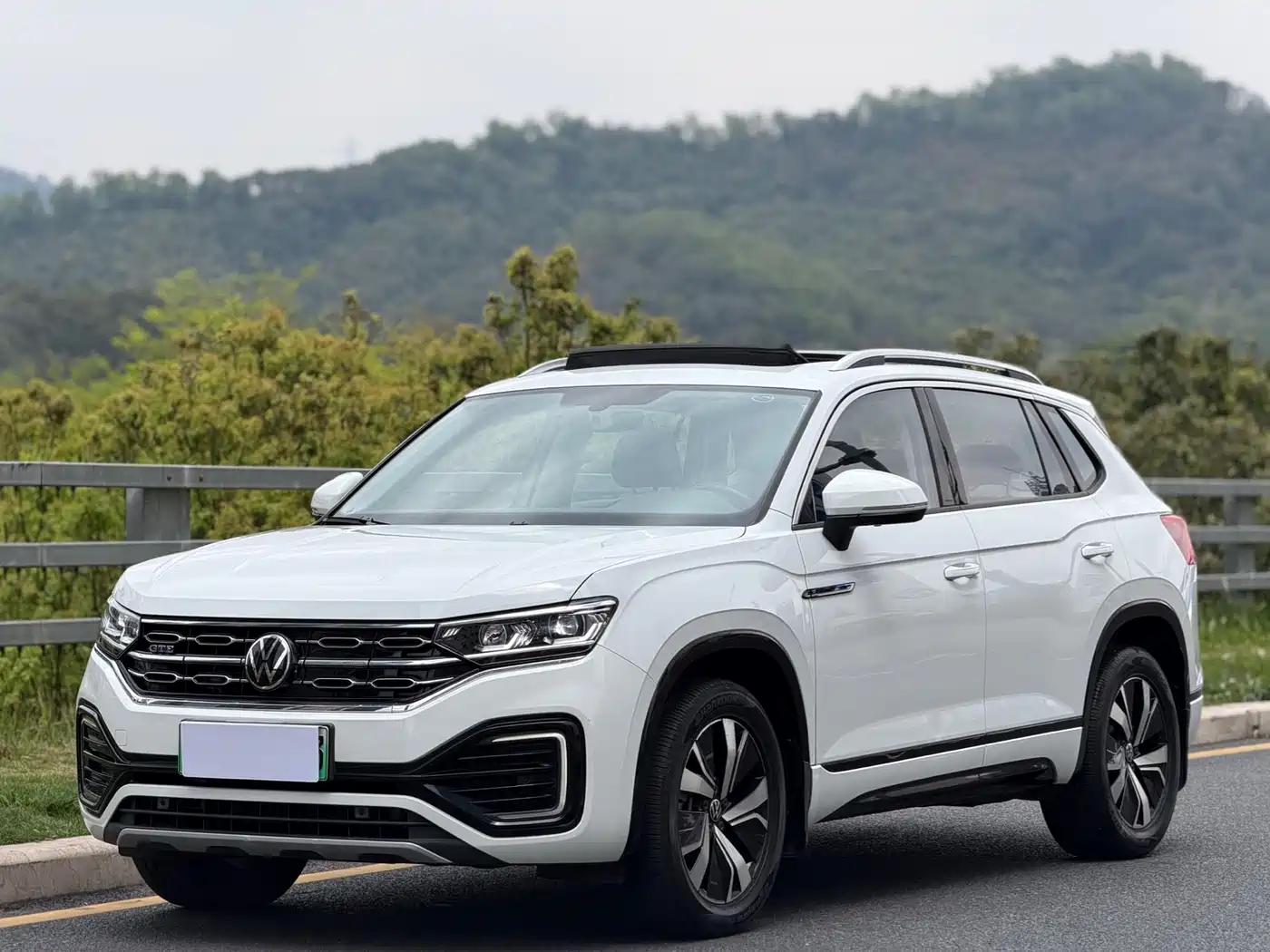 Volkswagen Tayron GTE Plug-in Hybrid 2022 1.4T Luxury