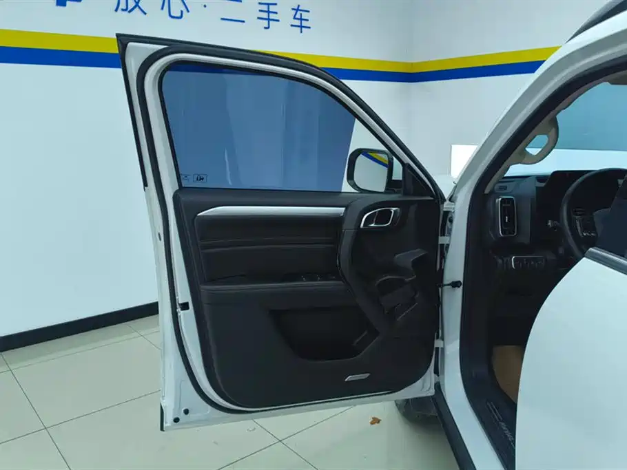 Haval Big Dog 2021 2.0T DCT 2WD Chinese Hound Edition фото 7