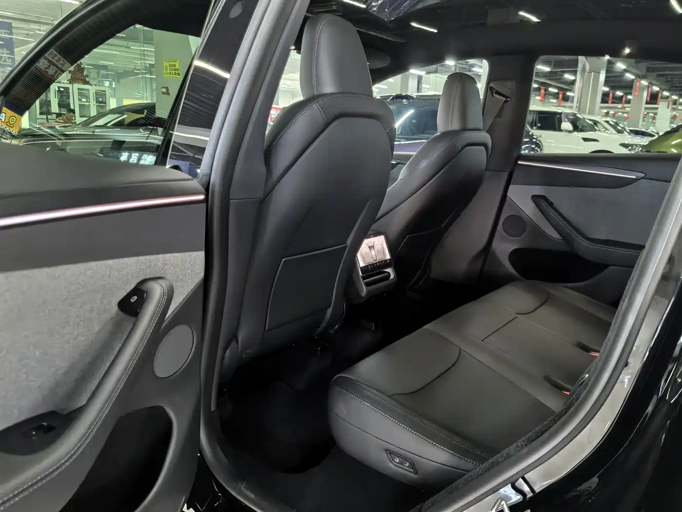 Tesla Model Y 2026 2026 Rear-Wheel Drive