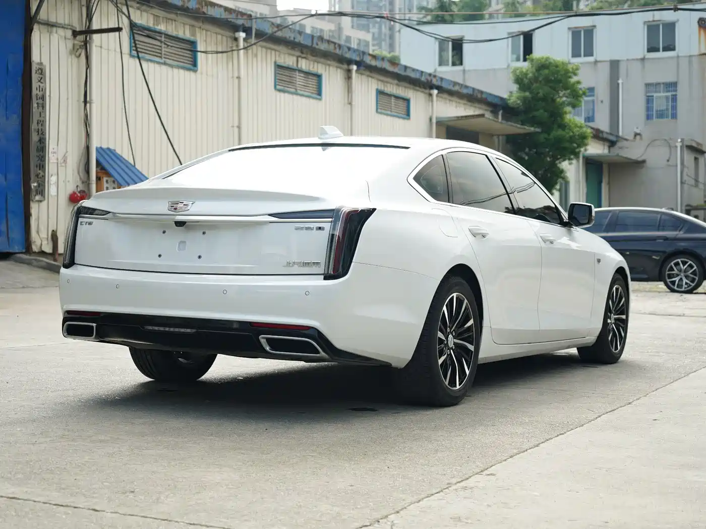 CADILLAC CT6