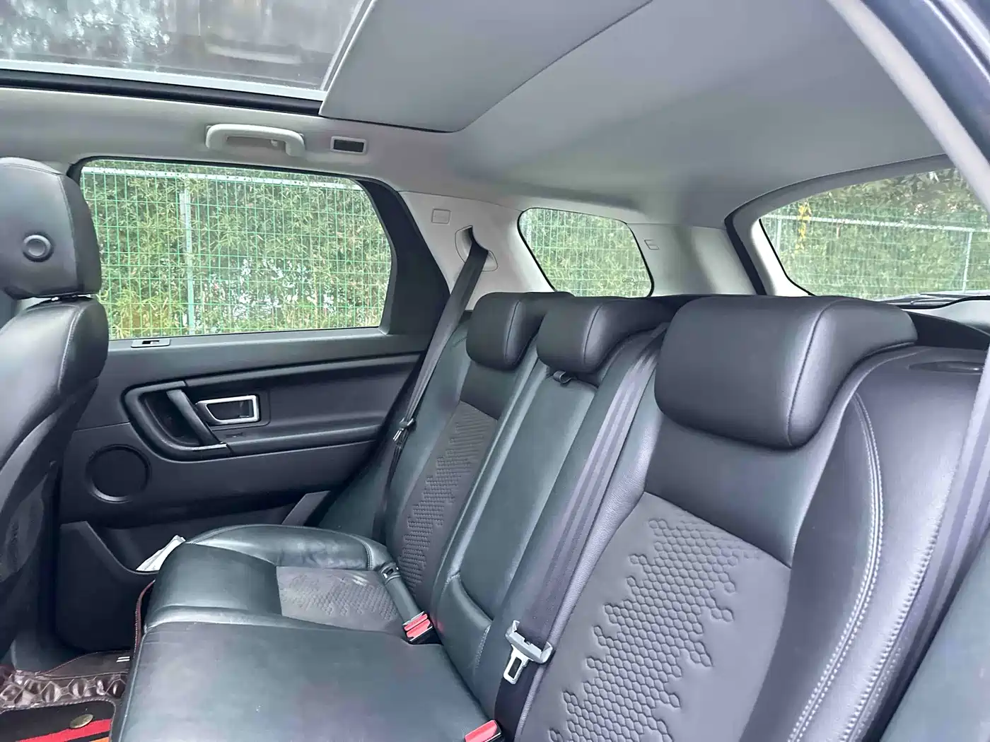 Land Rover Discovery Sport 2017 2.0T PURE фото 13