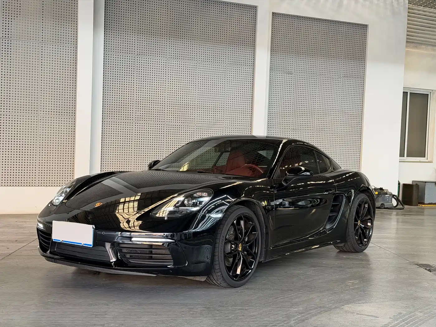 Porsche 718 2023 — пригон из Китая