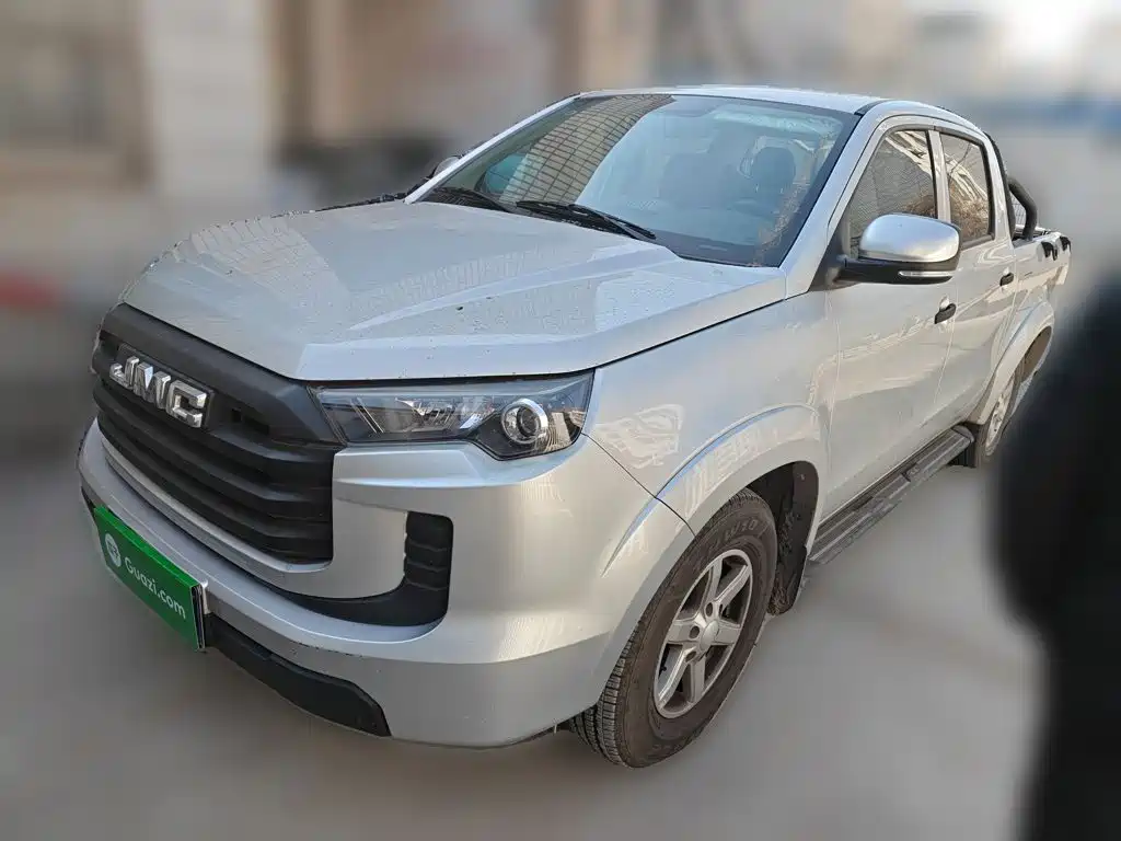 Jiangling Baodian 2023 2023 2.5T Diesel 2WD Comfort Edition Standard Wheelbase JX4D25A6L