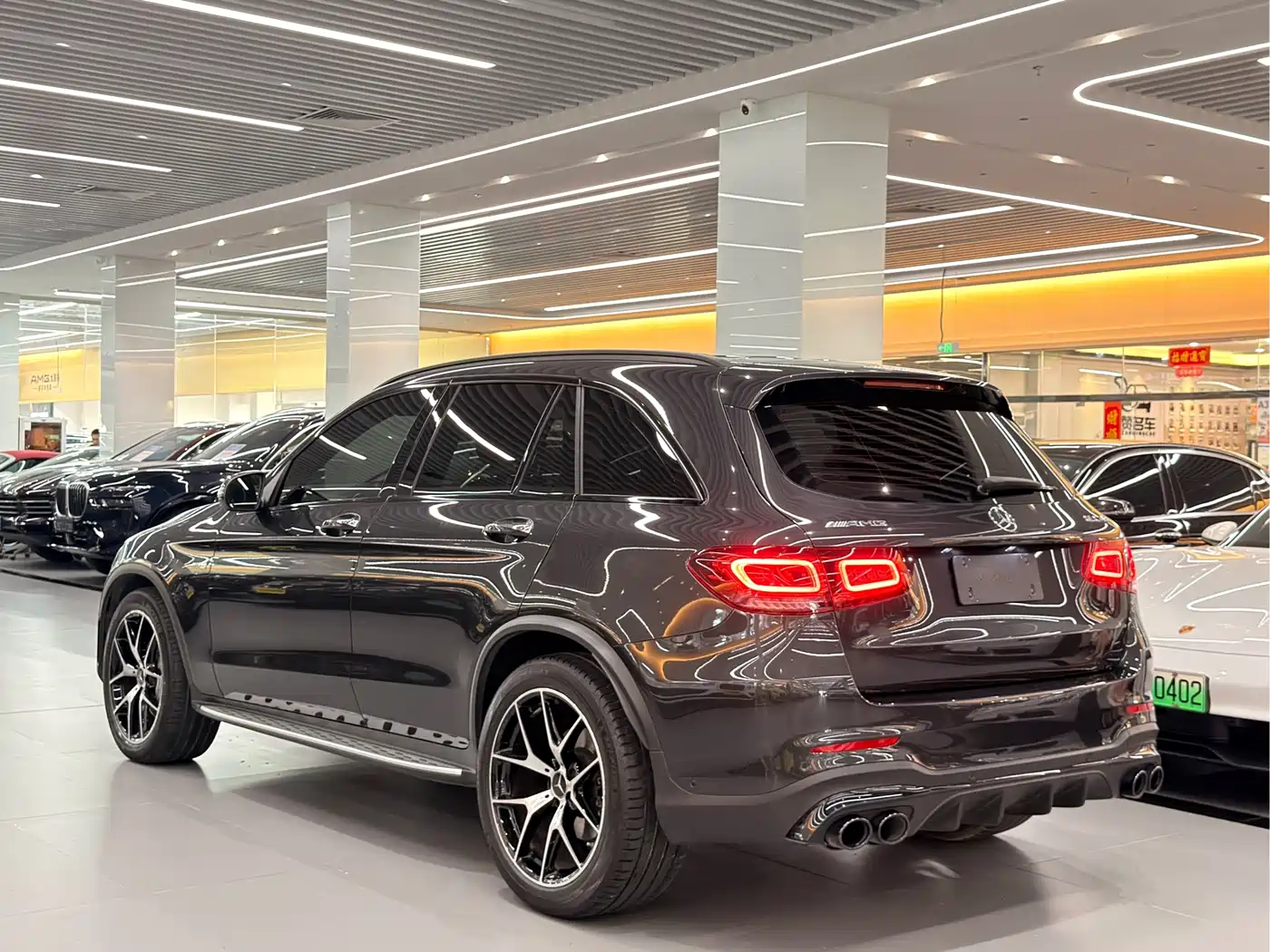 MERCEDES-BENZ GLC AMG
