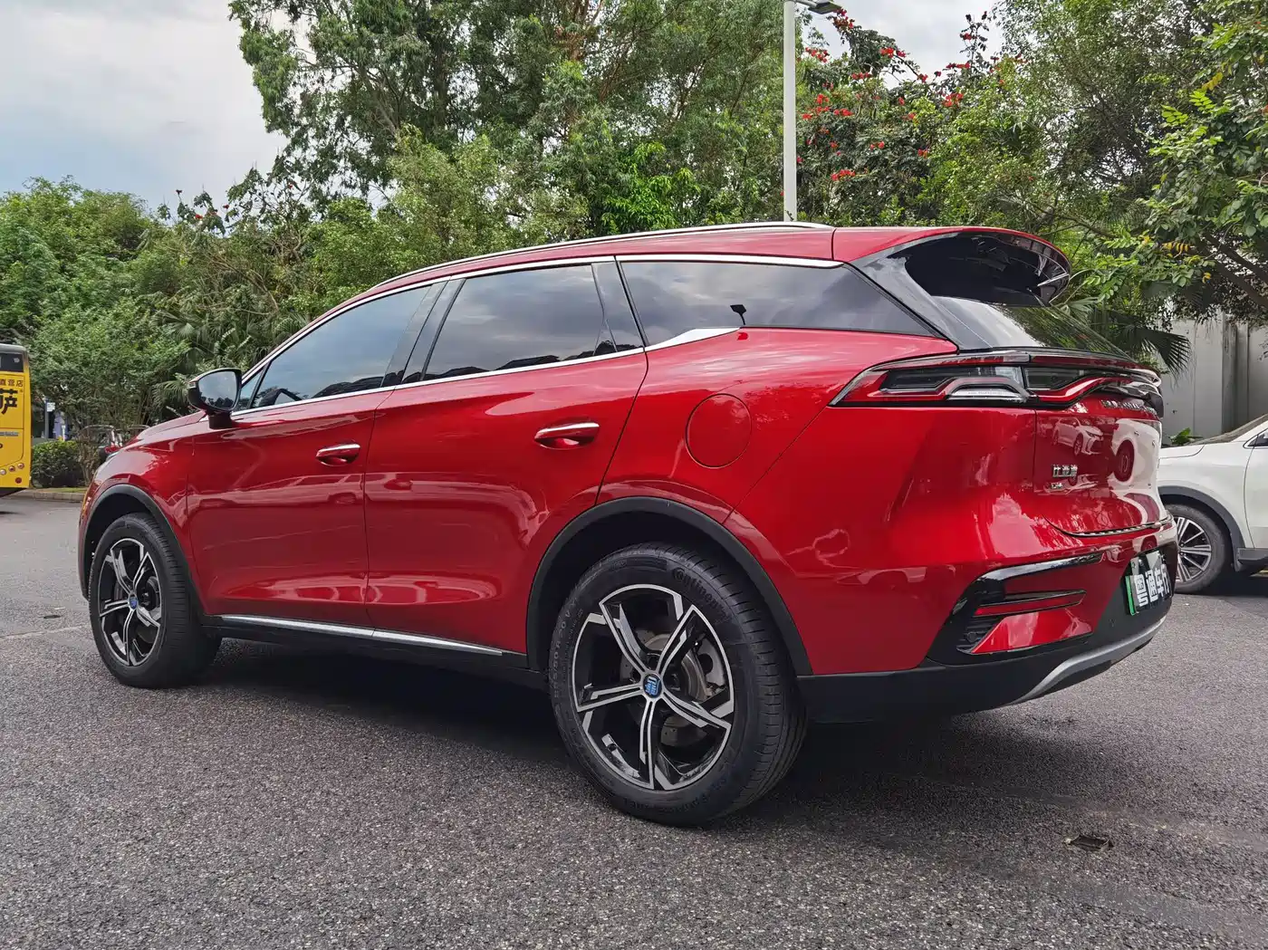 BYD Tang New Energy 2021 DM 2.0T AWD High Performance Premium фото 6