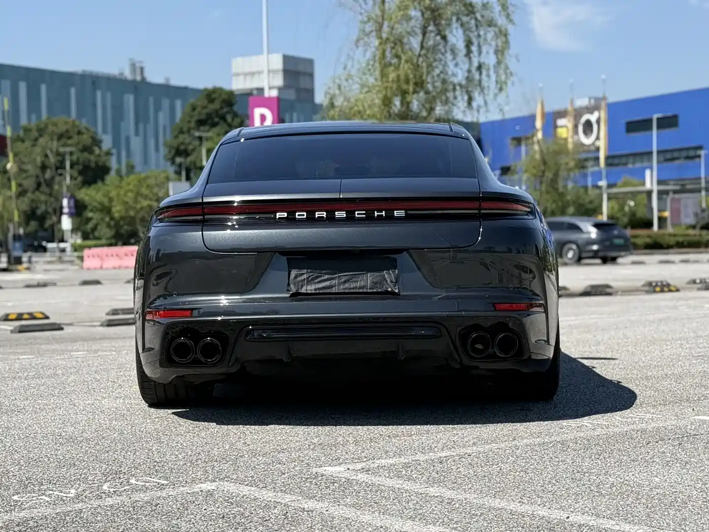 PORSCHE PANAMERA