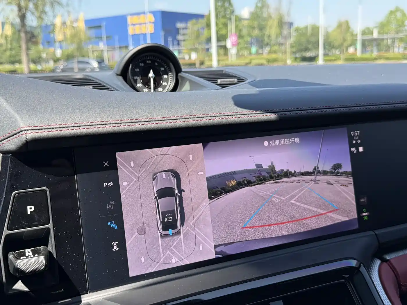 PORSCHE PANAMERA