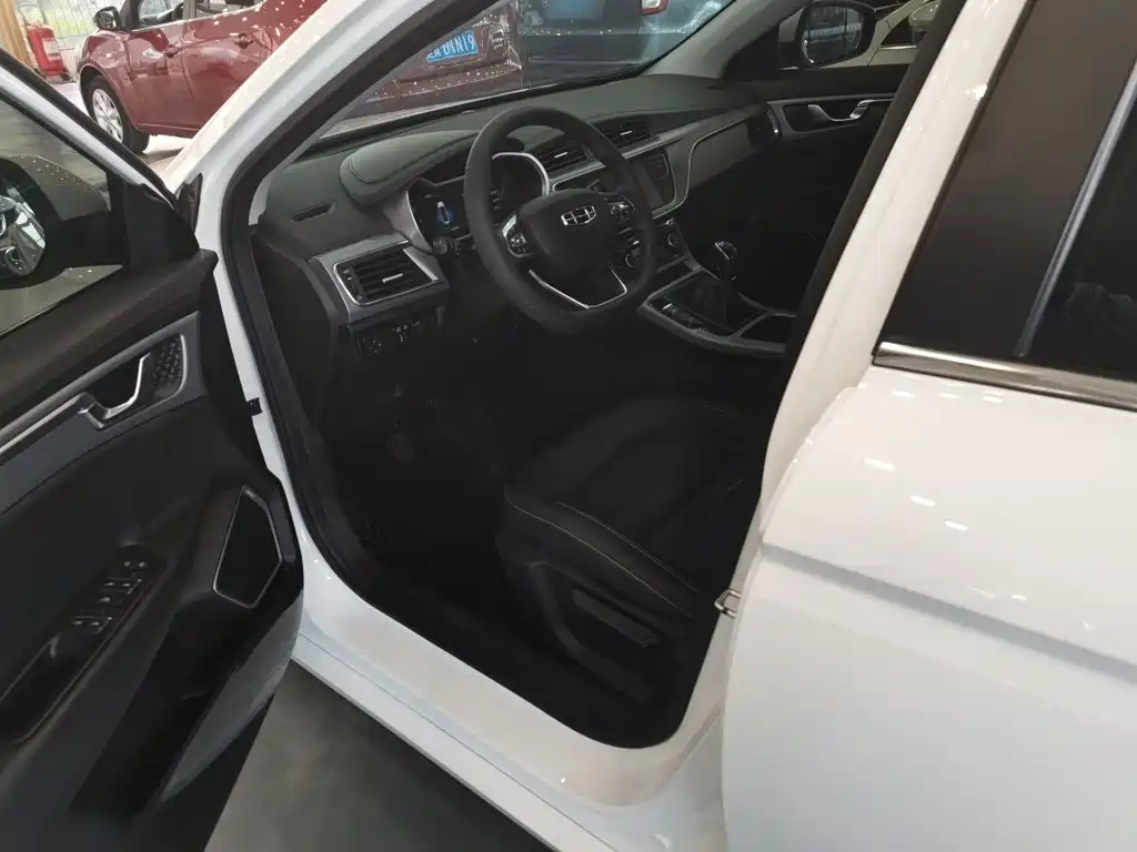 Geely Emgrand GL 2021 2021 UP 1.4T Manual Premium