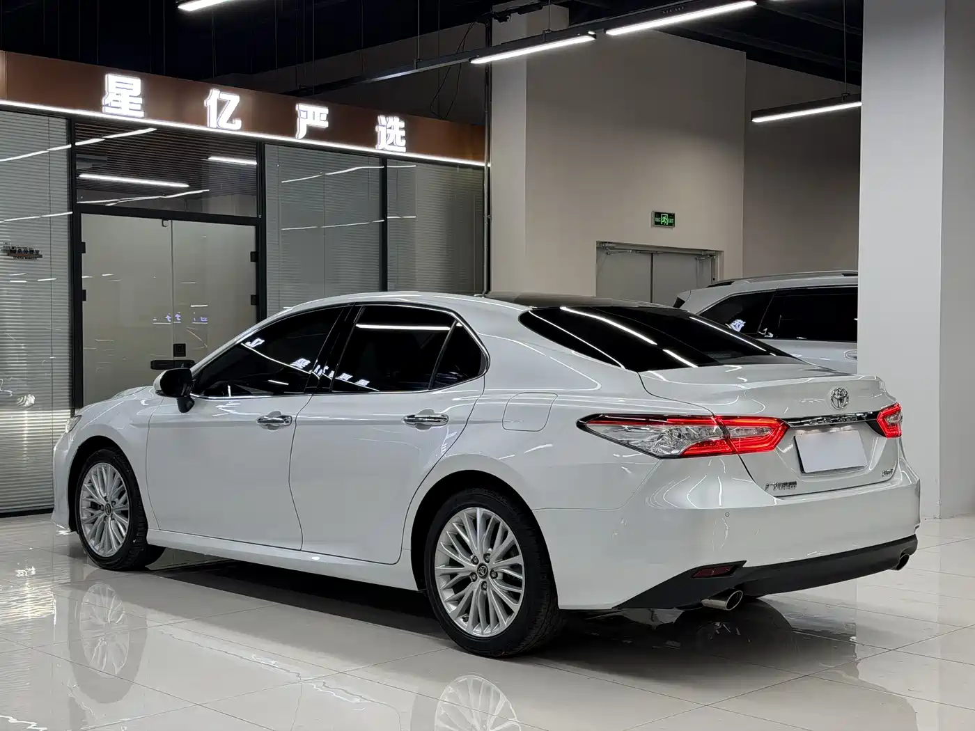 Toyota Camry 2019 2.5G Luxury (China V) фото 20