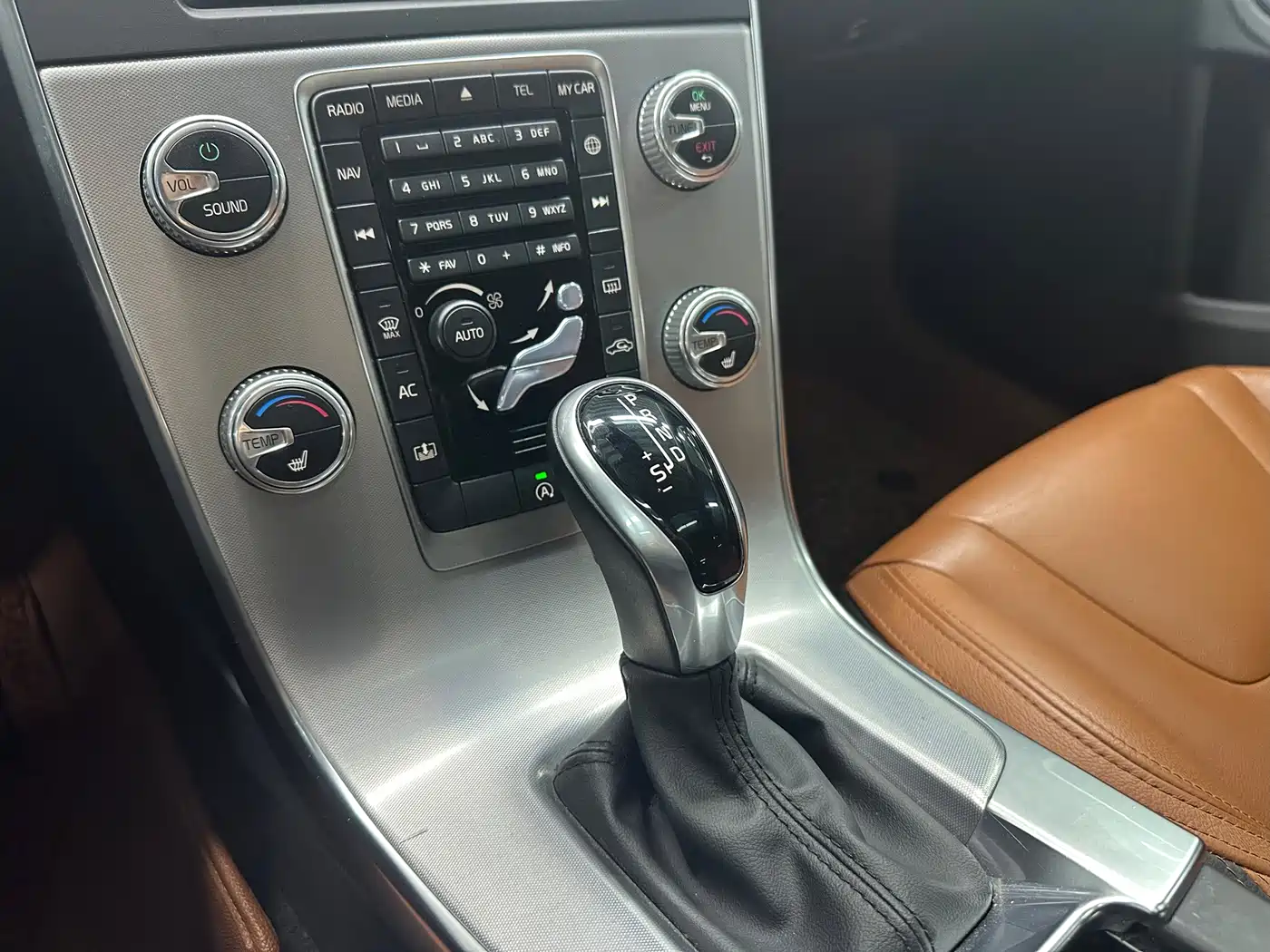 VOLVO S60