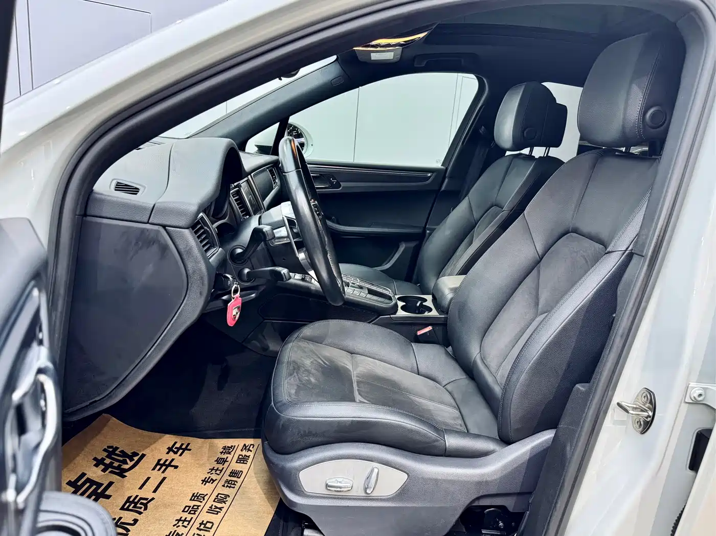 Porsche Macan 2014 Macan 2.0T фото 9