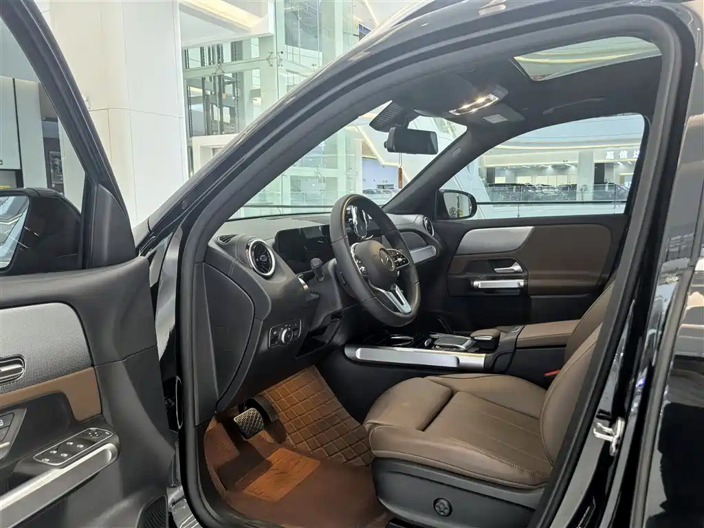 Mercedes-Benz GLB 2023 GLB 200 Dynamic фото 8
