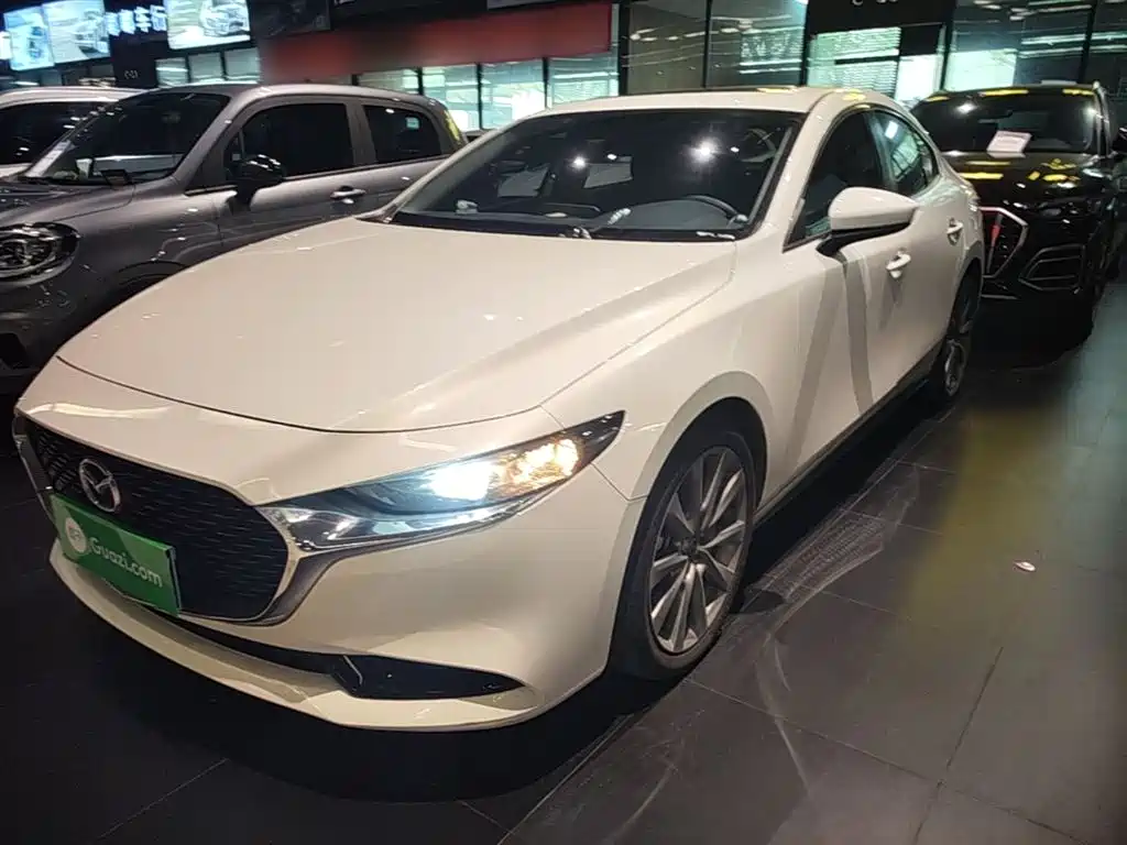 Mazda 3 Axela 2021 2.0L Automatic Quality Shine