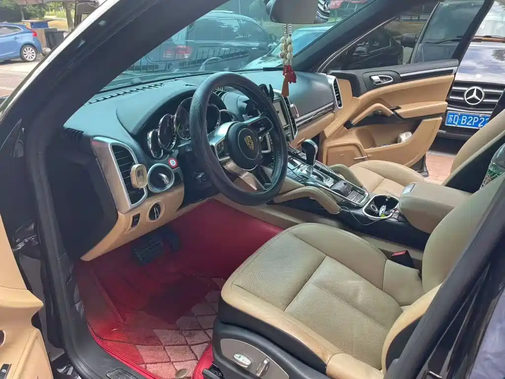 Porsche Cayenne New Energy 2015 2015 Cayenne S E-Hybrid 3.0T