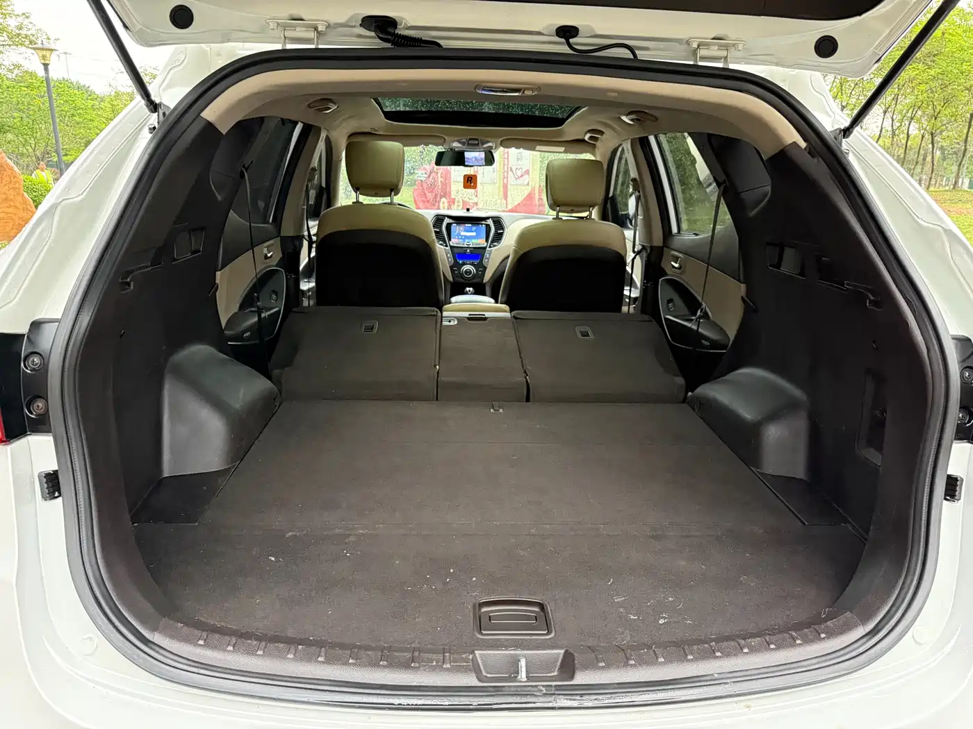 Hyundai Santa Fe 2013 Model 2.4L Automatic 2WD Smart фото 28