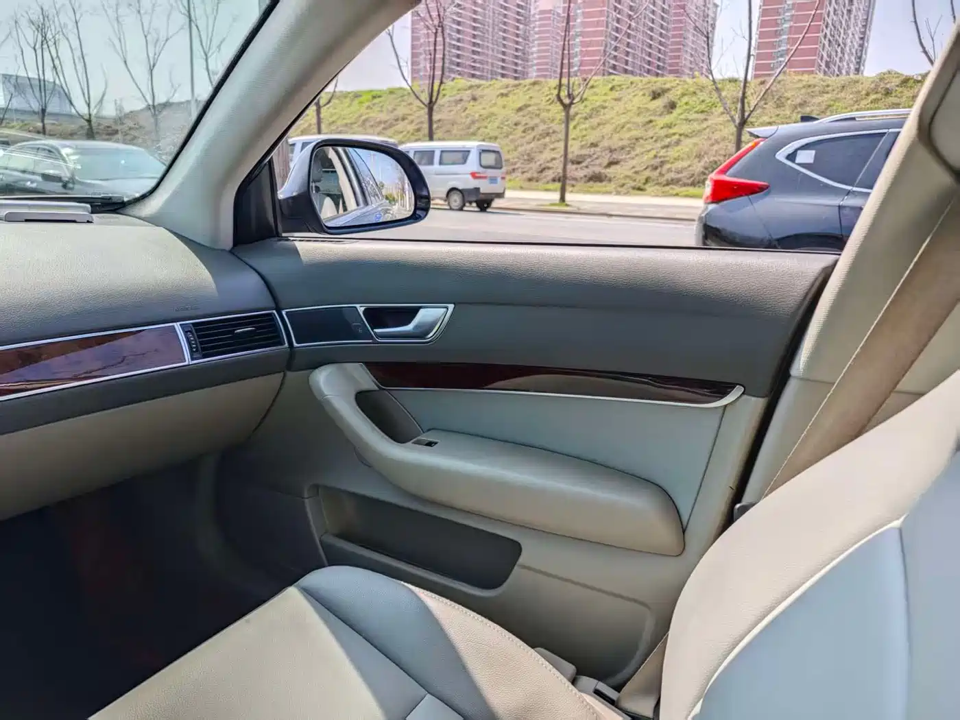Audi A6L 2011 2.0 TFSI Automatic Comfort фото 13