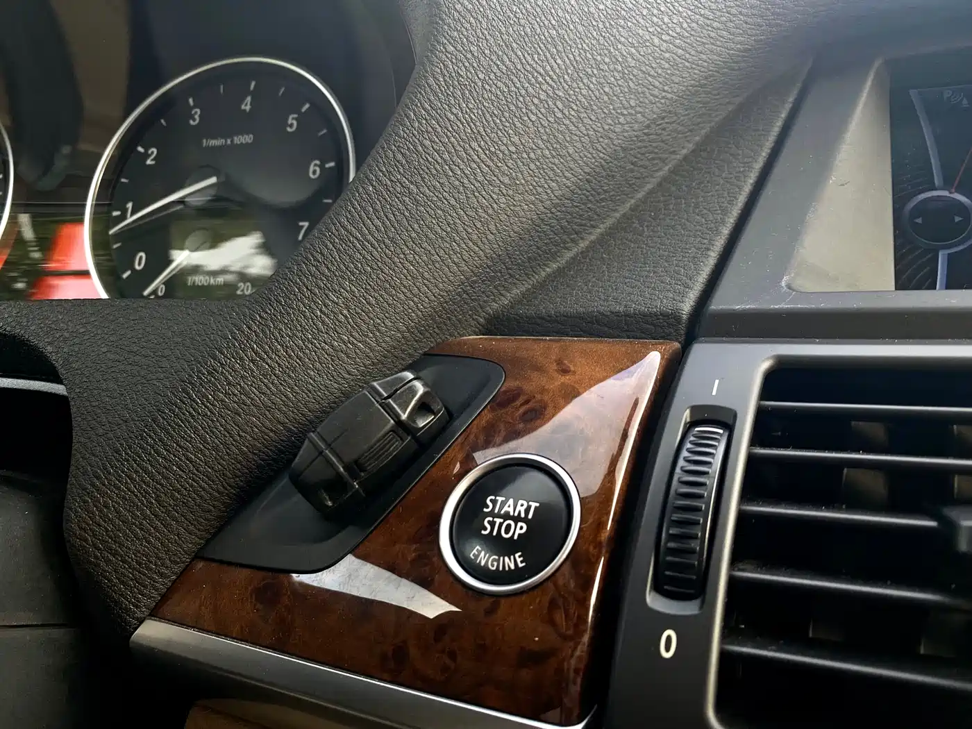 BMW X5 (Import) 2011 xDrive35i Luxury Edition фото 10