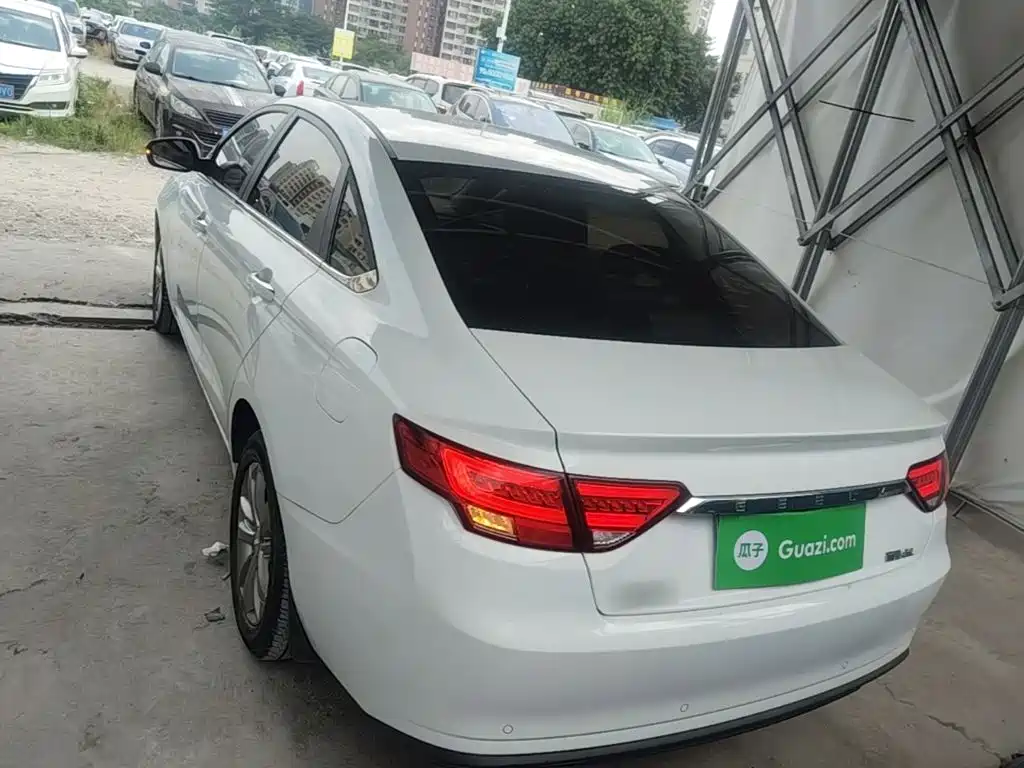Photo 6 - Geely Emgrand GL