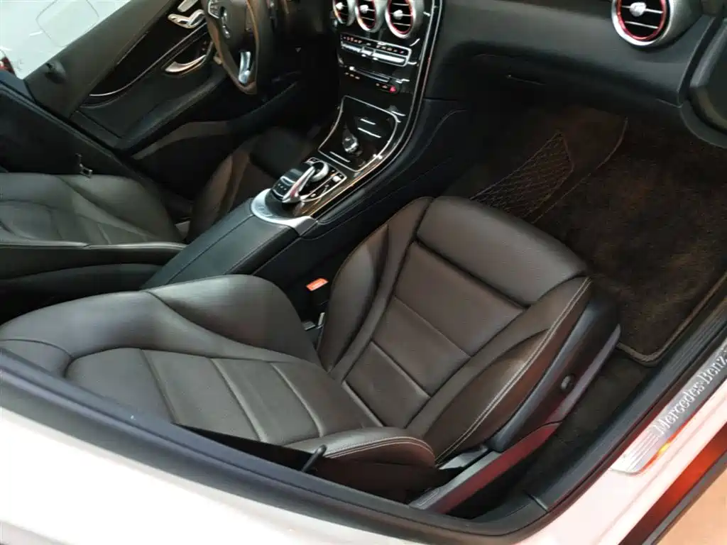 Mercedes-Benz GLC 2017 GLC 260 4MATIC Dynamic фото 25