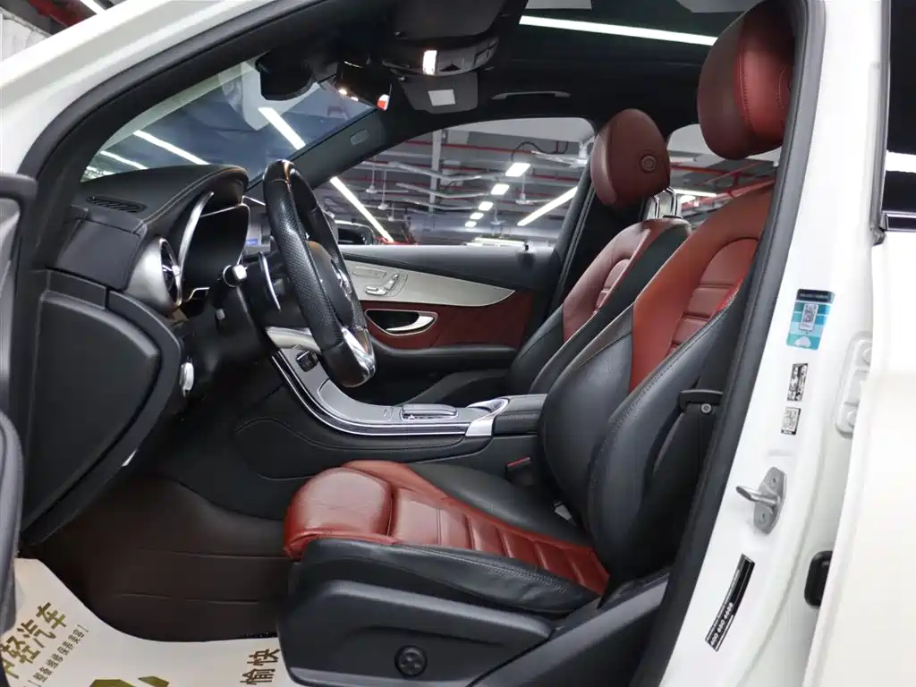 MERCEDES-BENZ GLC AMG