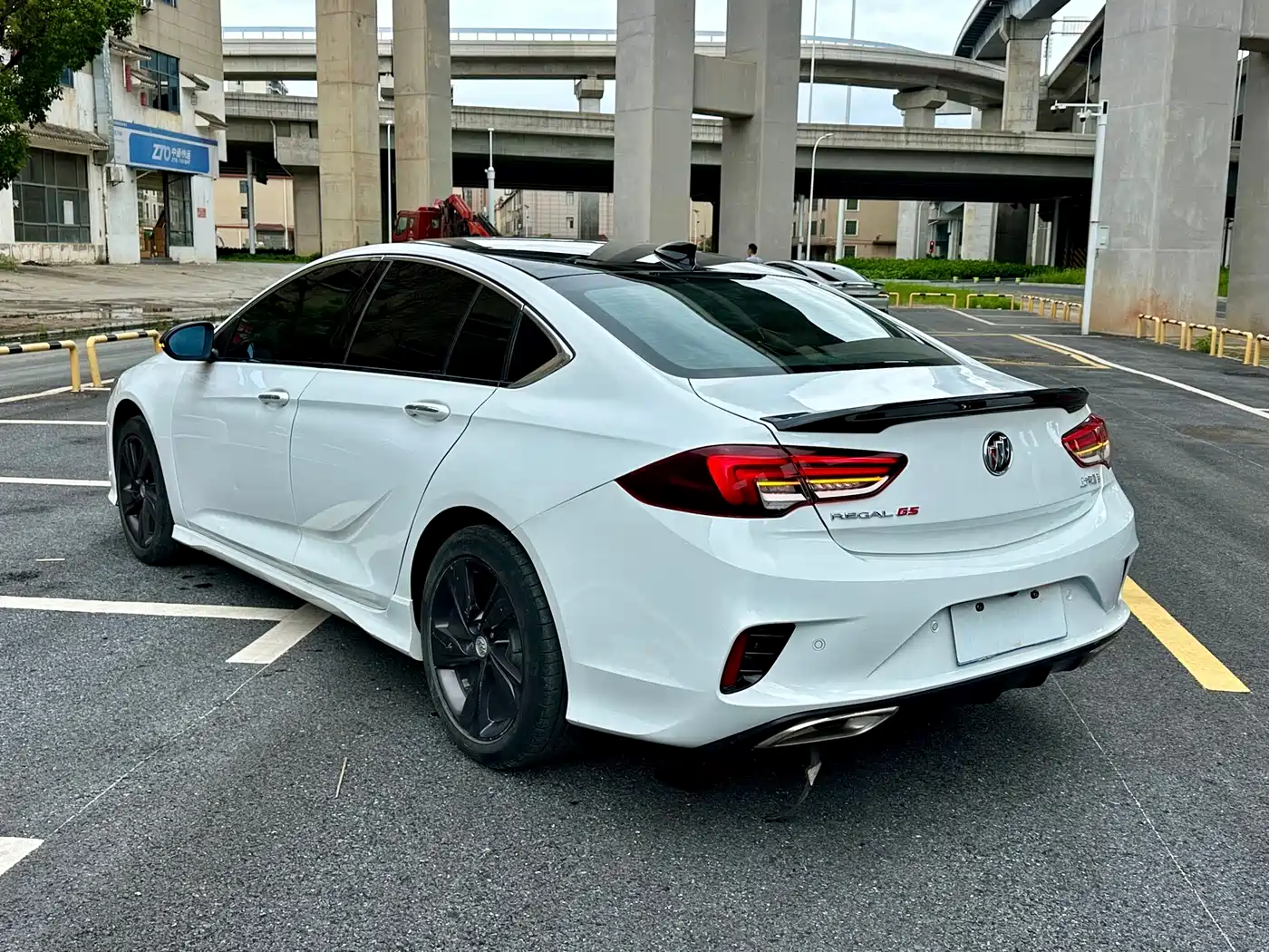 Фото 13 - Buick Regal