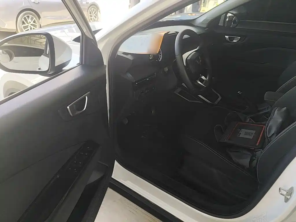 Wuling Motors Wuling Xingchi 2024 2022 1.5L Manual Freedom Edition