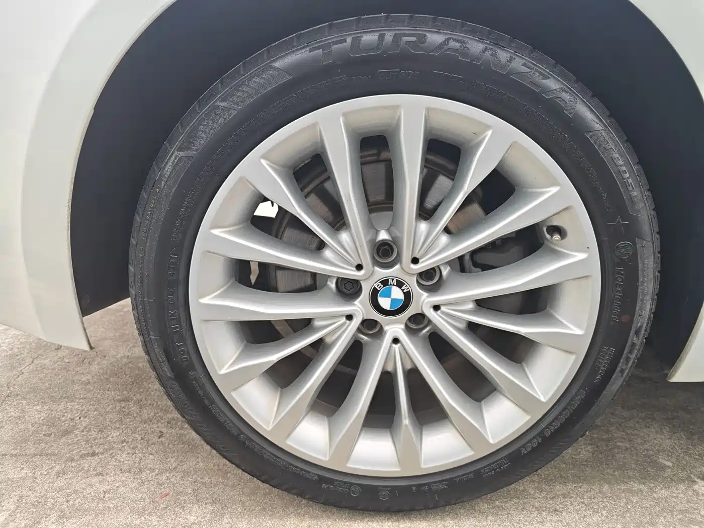 BMW 5 Series 2018 525Li Luxury Package фото 12
