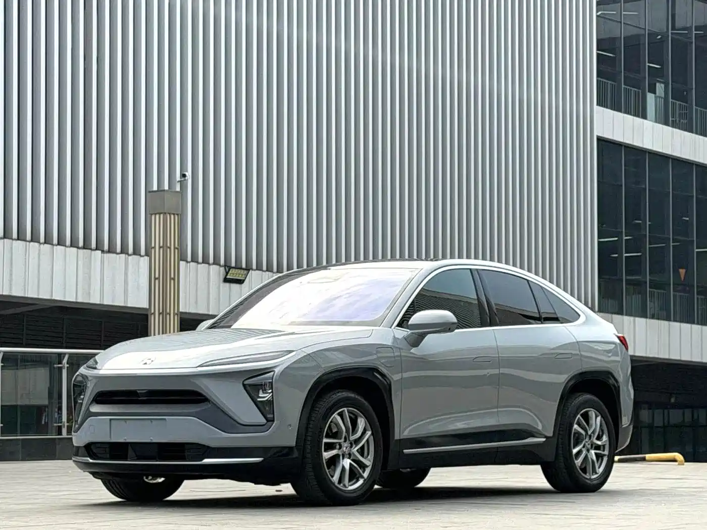 NIO NIO EC6