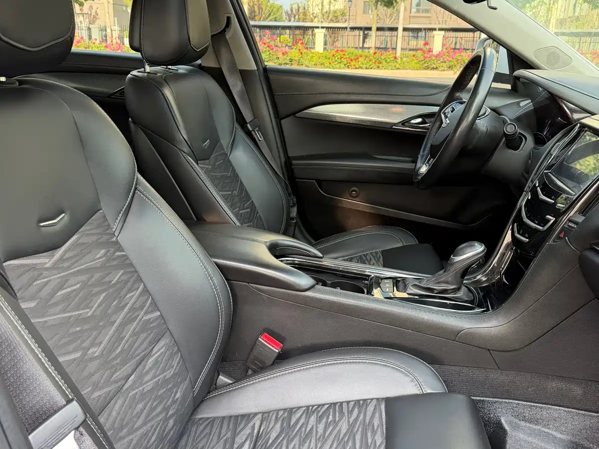 Cadillac ATS-L 2017 28T Technology фото 10