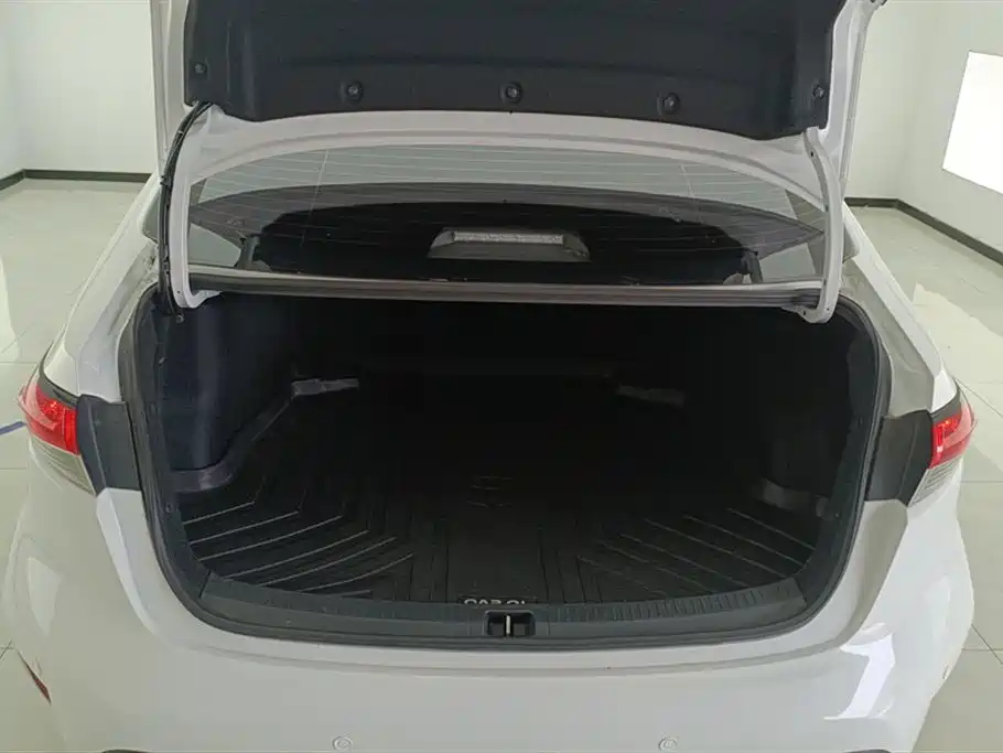 Toyota Levin 2024 2023 Smart Hybrid 1.8L Luxury