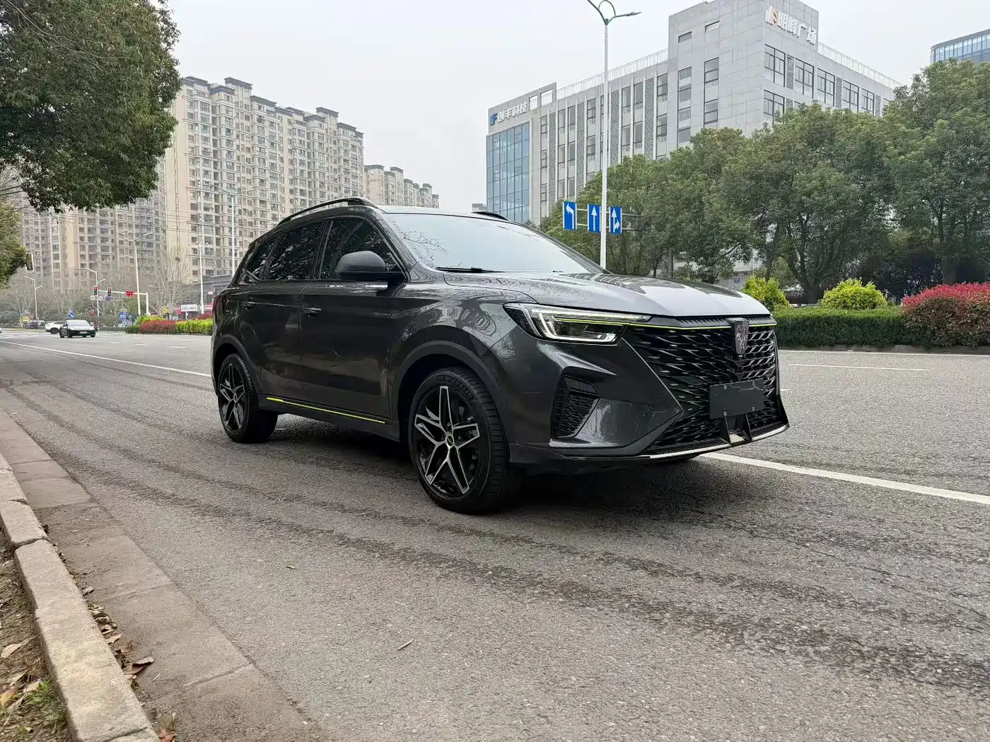 ROEWE RX5