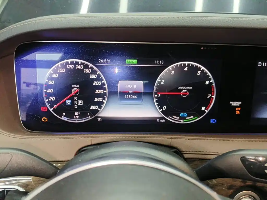Фото 4 - Mercedes-Benz S-Class