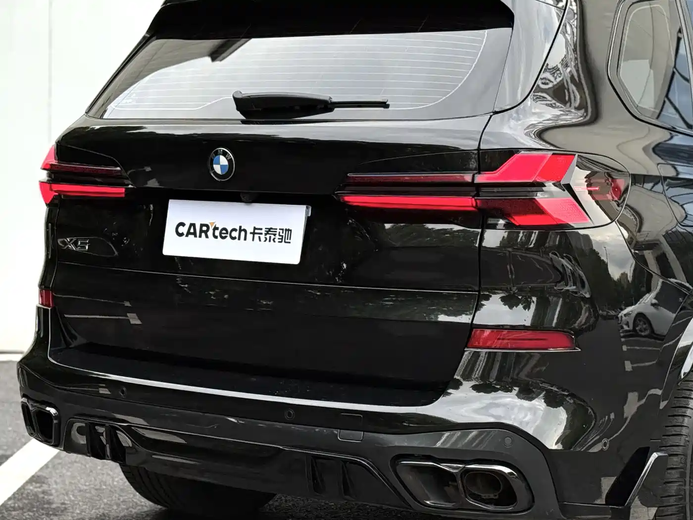 BMW X5 2023 xDrive 30Li Premium M Sport Black Night Package фото 25