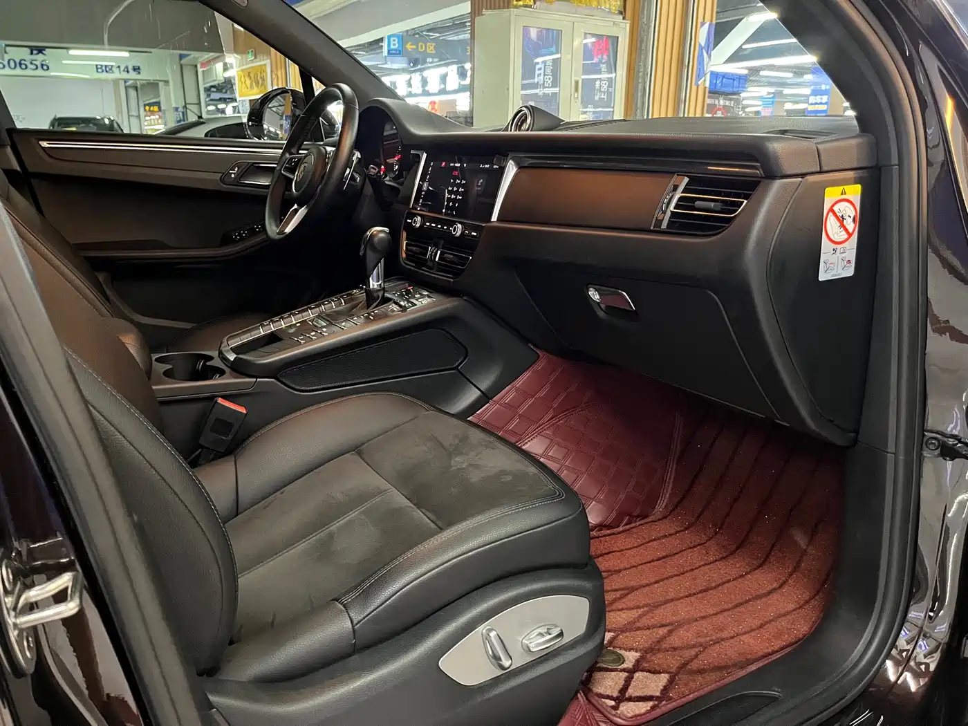 Porsche Macan 2018 Macan 2.0T фото 14