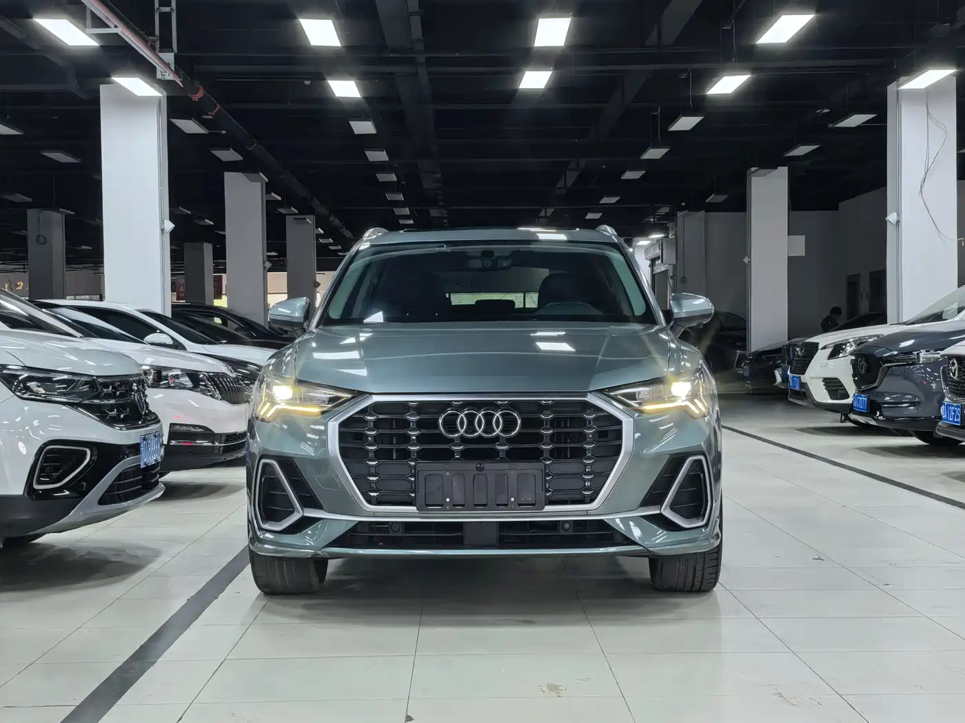 Audi Q3 2022 35 TFSI Fashion Dynamic фото 2