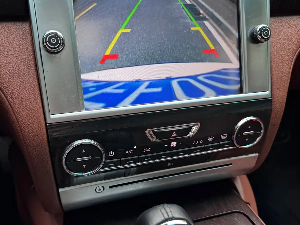 Maserati Quattroporte 2014 2013 3.0T Standard