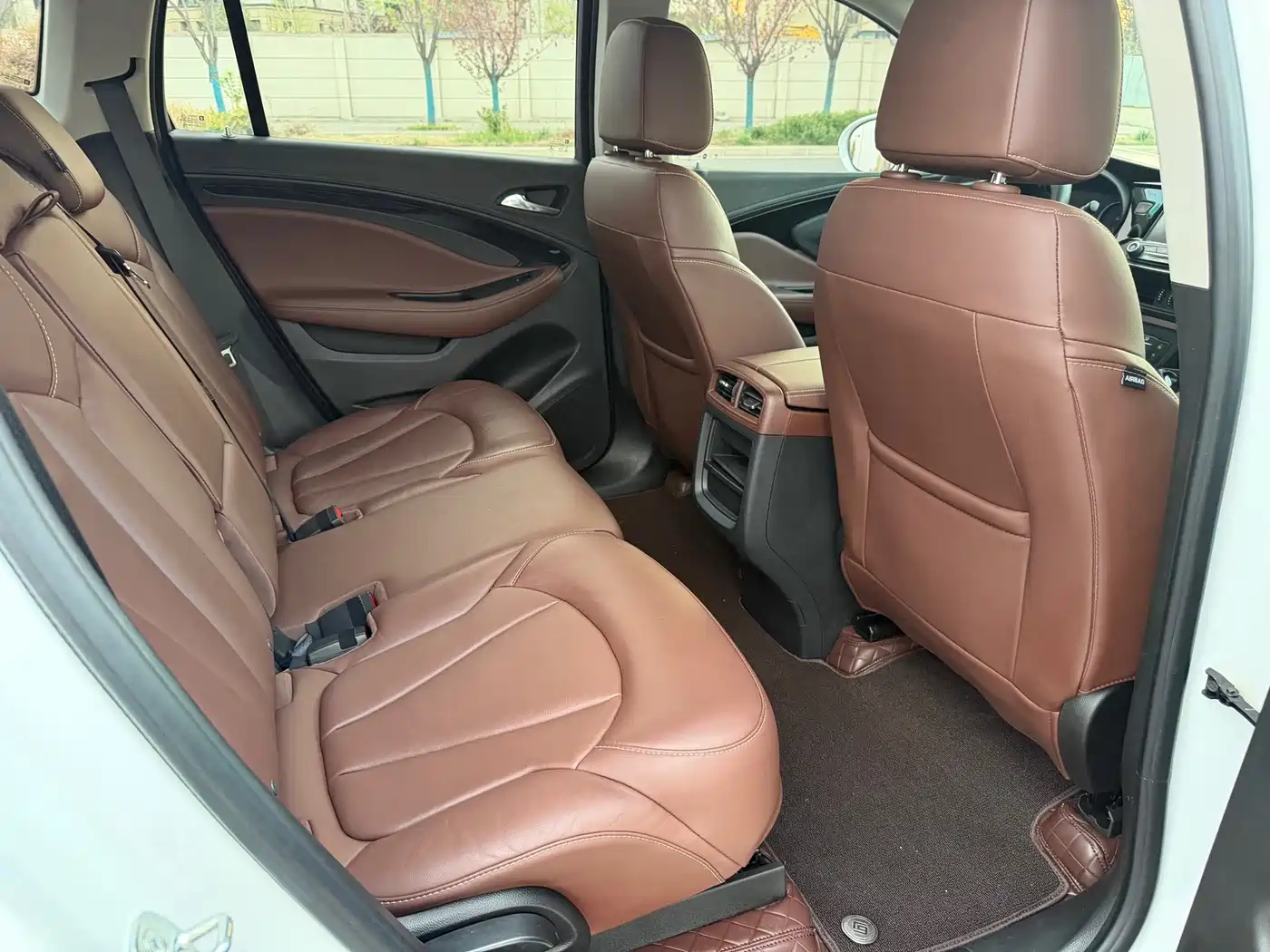 Buick Envision Plus 2018 28T 4WD Luxury фото 6
