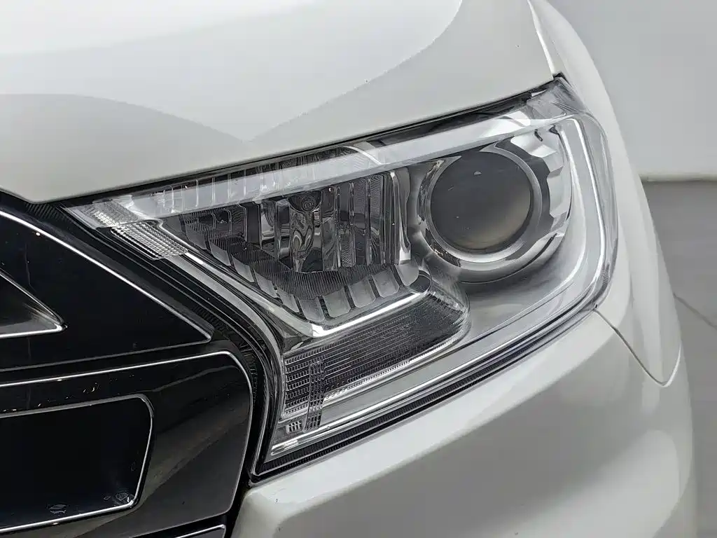 Ford Everest 2017 2017 2.0T Gasoline Automatic 4WD Luxury Edition 5-Seater