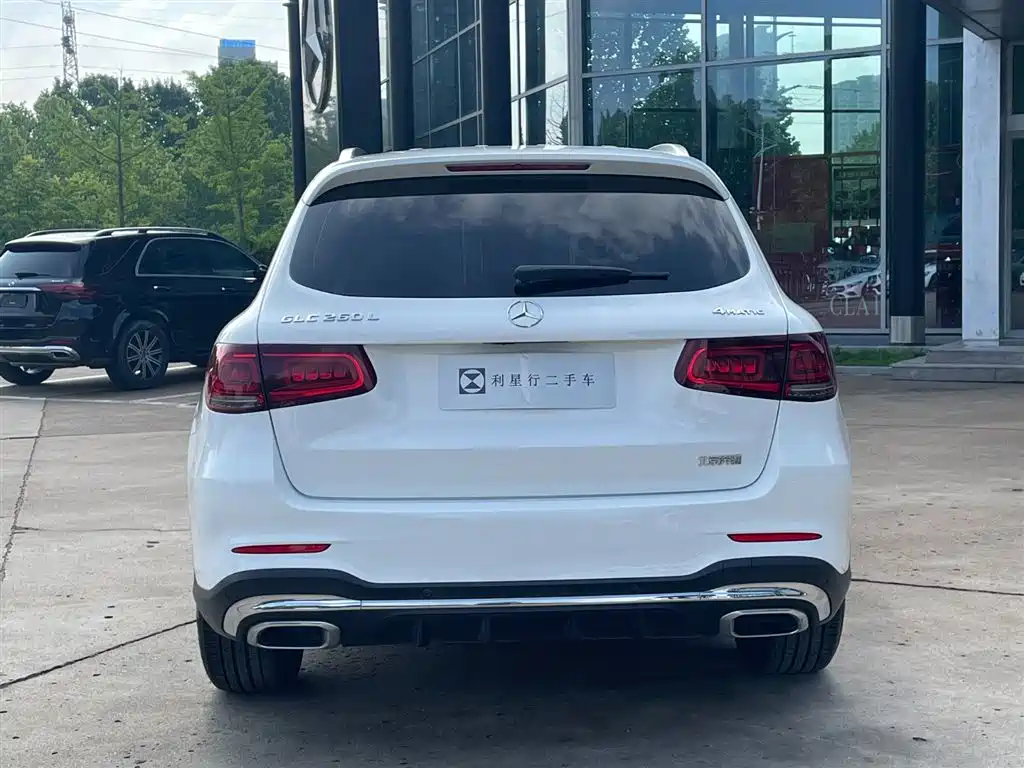 Mercedes-Benz GLC 2022 Model GLC 260 L 4MATIC Luxury Edition фото 5