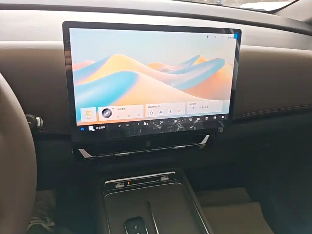 Wuling Motors Xingguang 730 New Energy 2025 2025 Model Plug-in Hybrid Base Version
