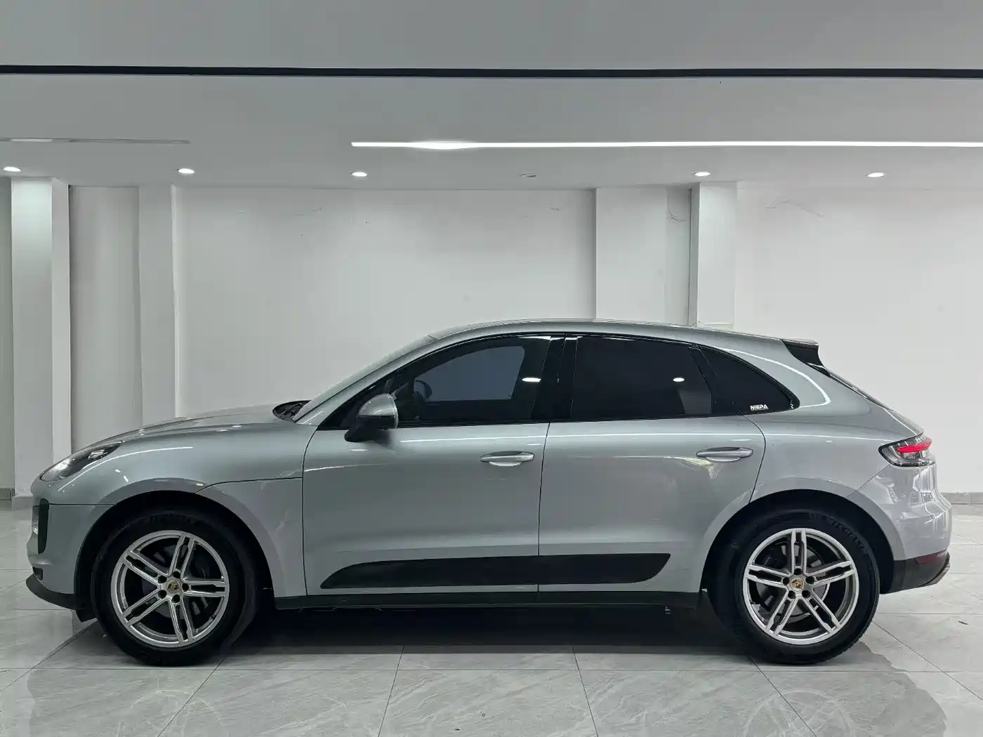 Porsche Macan 2018 Macan 2.0T фото 8