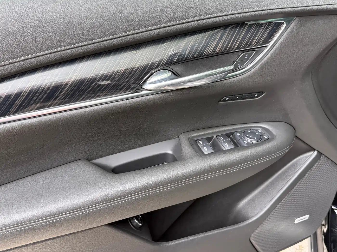 Cadillac XT6 2021 28T 7-Seater AWD Luxury фото 7