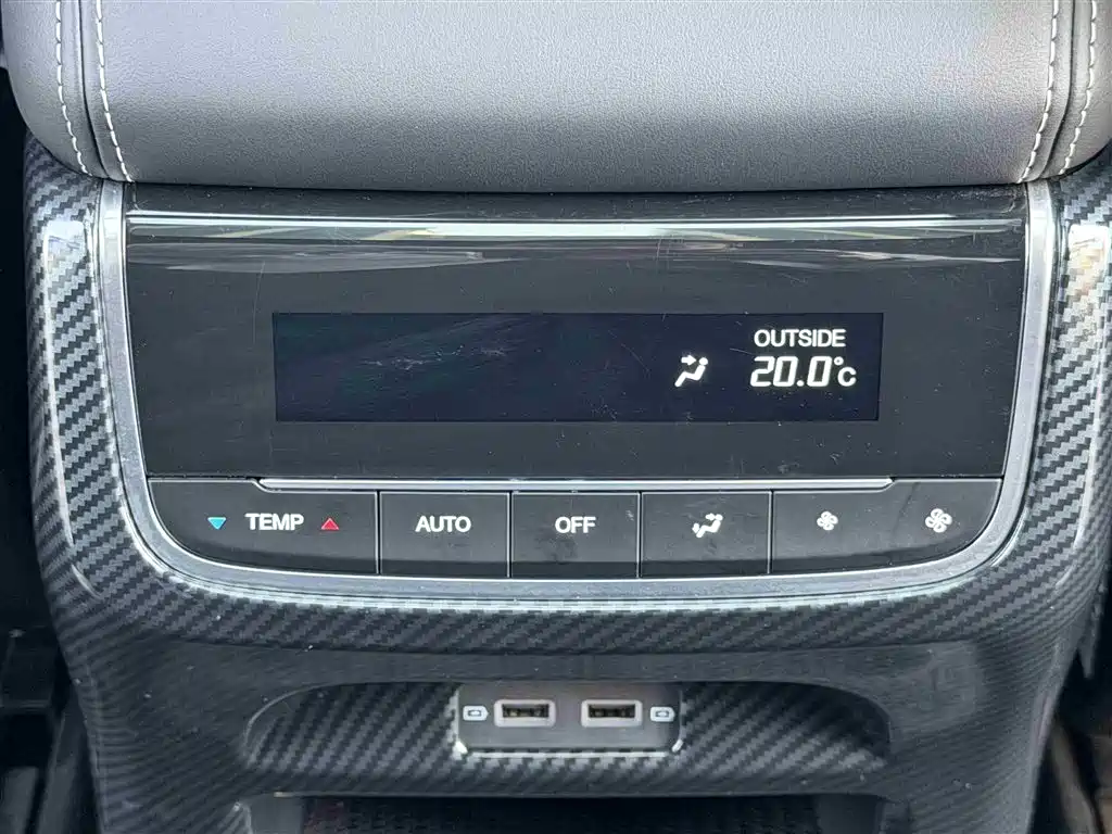 GAC Trumpchi Trumpchi GS8 2022 Pilot Series 2.0TGDI 2WD Luxury Smart Connect Edition (7-Seater) фото 25