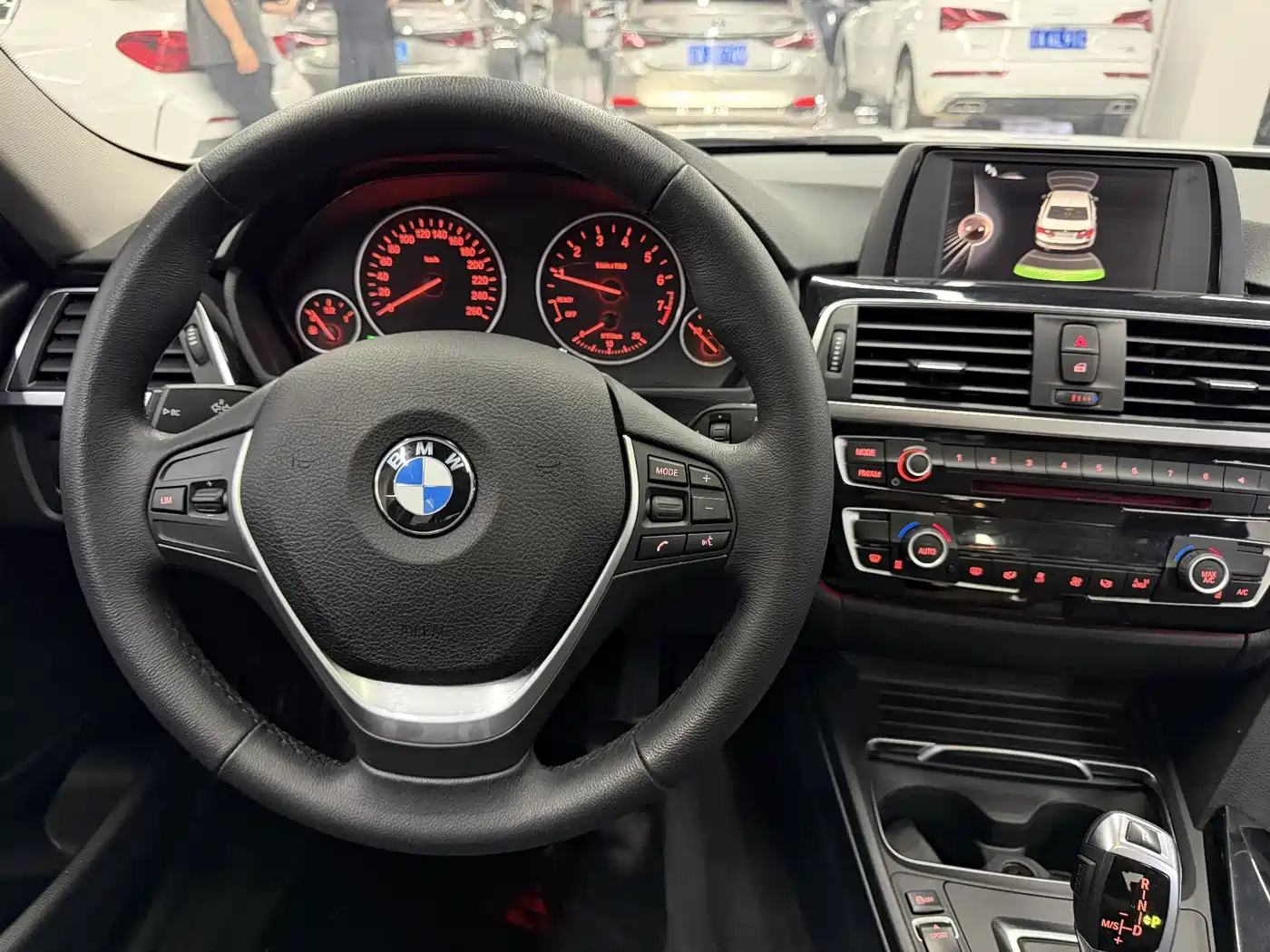 BMW 3 Series 2017 318Li Fashion фото 12