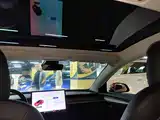 Photo 18 - Tesla Model 3