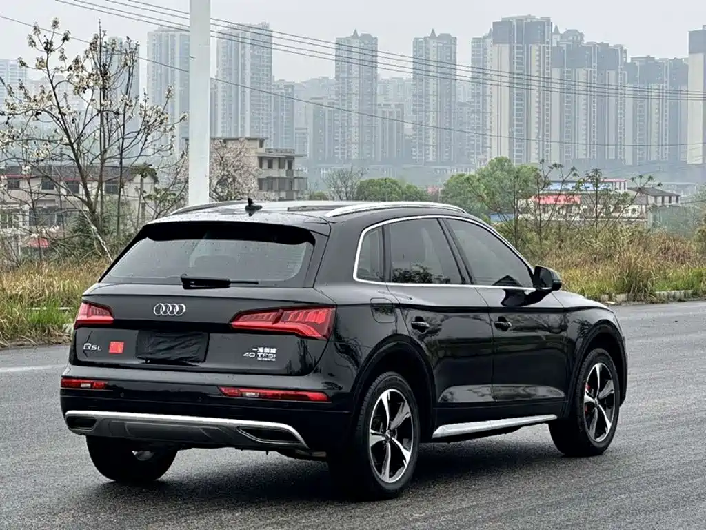 Audi Q5L 2019 2018 40 TFSI Prestige Progressive (China V)